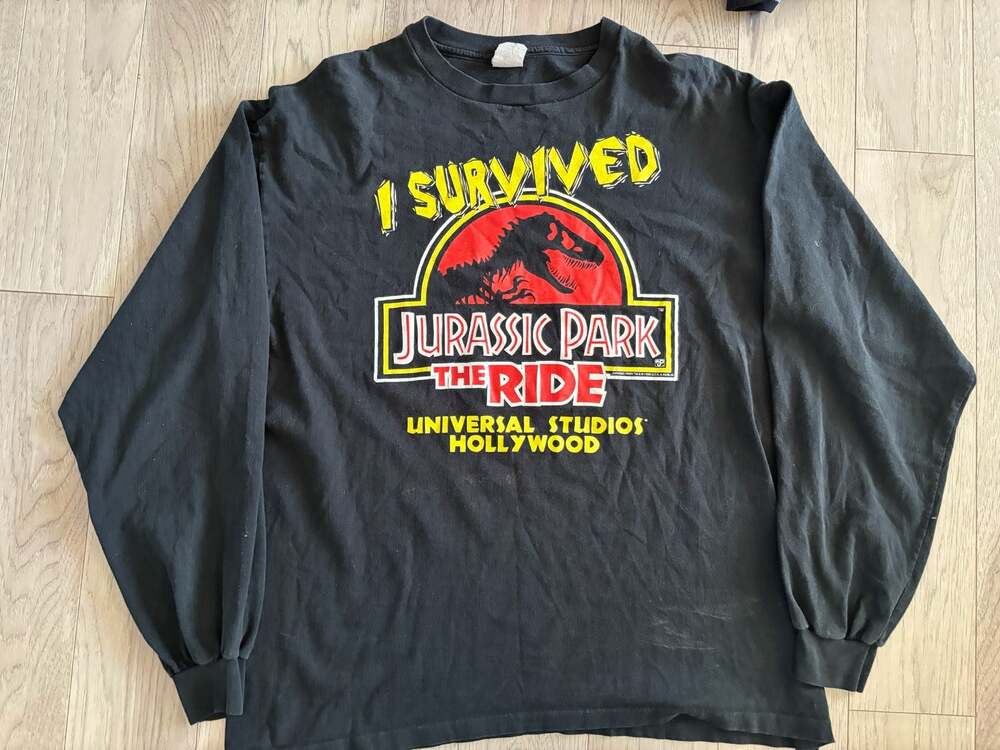 Vintage 1996 Universal Studios Hollywood I Survived Jurassic Park Long Sleeve